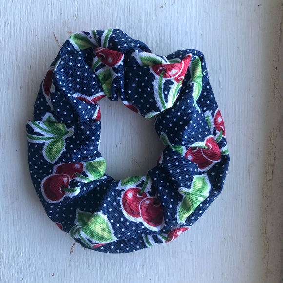 SCRUNCHIES!!! - Picture 5 of 8